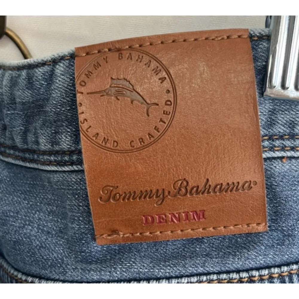 Men's TOMMY BAHAMA Jeans Cotton Blend Zip Fly Size 32 x 32